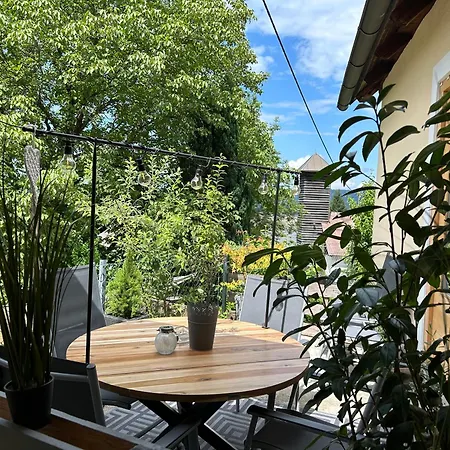 Ferienhaus Am Wildbach 度假居 弗拉奇